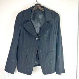 Lafayette 148 One Button blazer womens size 6 black and stripes